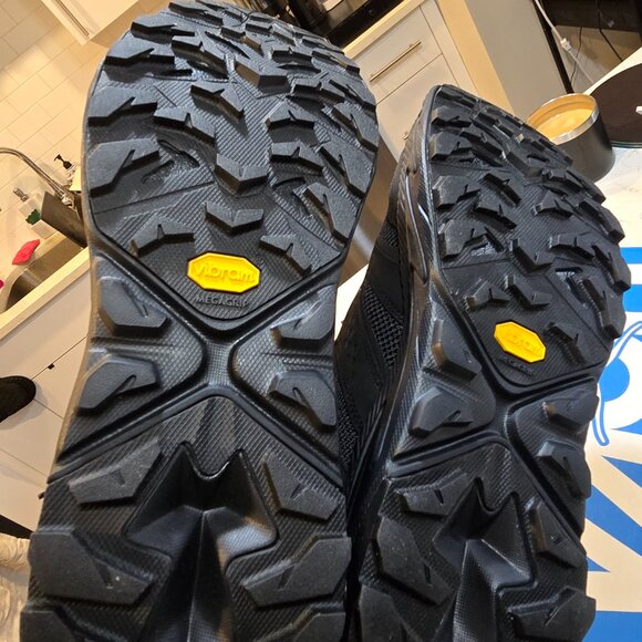 Brand New Hoka One One Men’s Anacapa 2 Freedom Black Trail 1155192 BBLC Size 12 - Picture 7 of 10